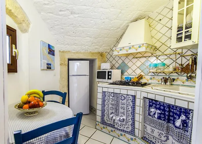 Anna's Rose * Monopoli