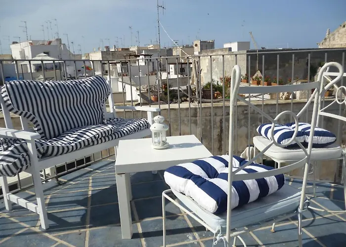 Anna's Rose * Monopoli